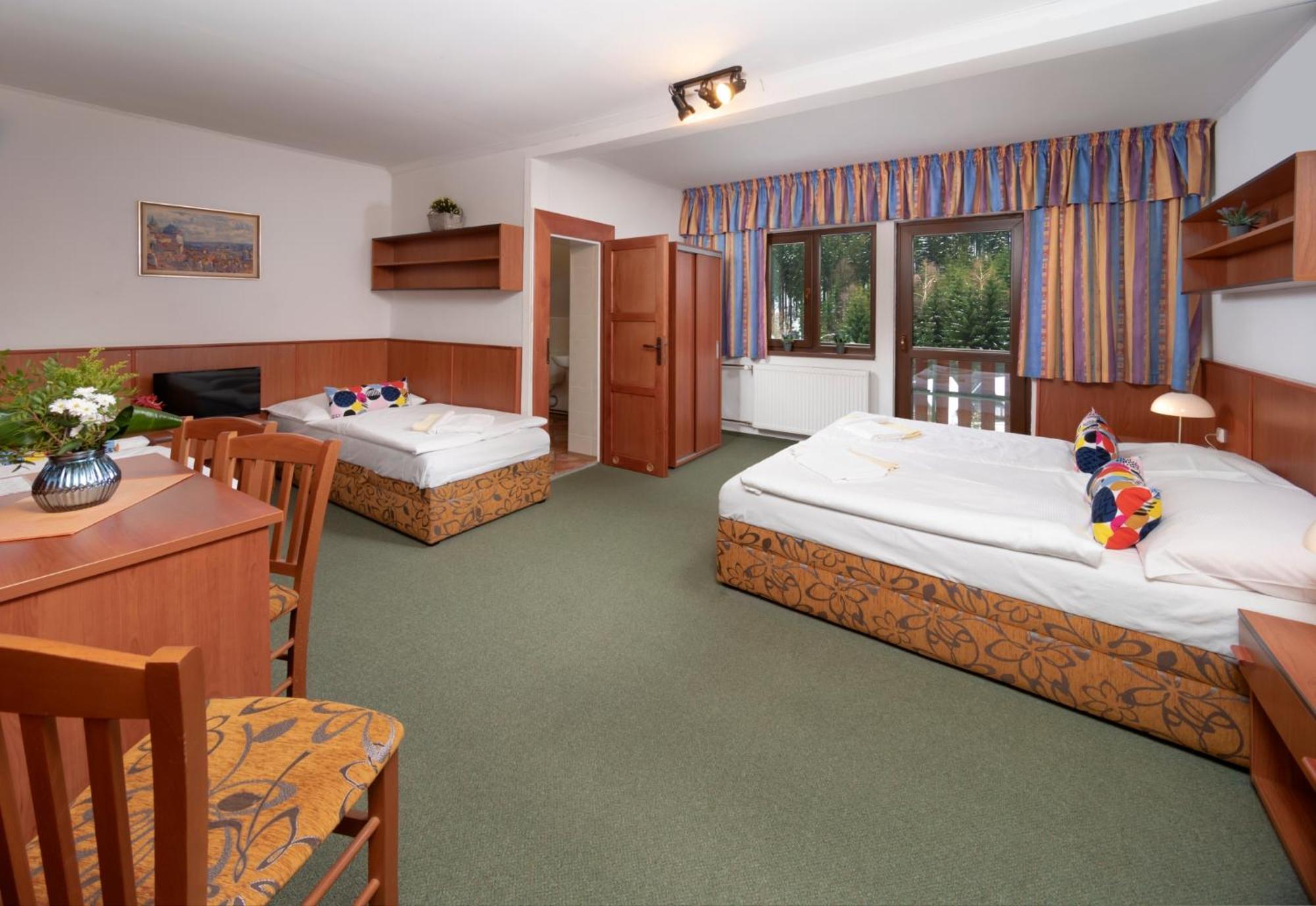Hotel Maredis Rero Kořenov Esterno foto